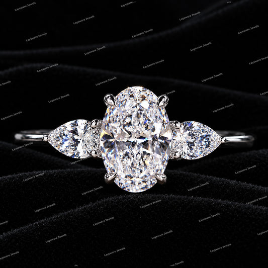 Oval VVS Moissanite Diamond Engagement Ring Three Stone Luxury Diamond Ring