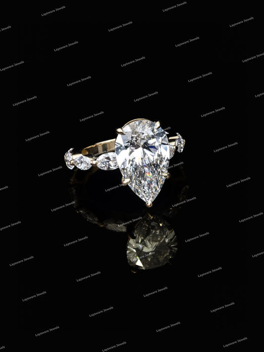 Hot Selling VVS Moissanite Engagement Ring 925 Sterling Silver Pear Cut Diamond Side Stone Ring for Women Jewelry