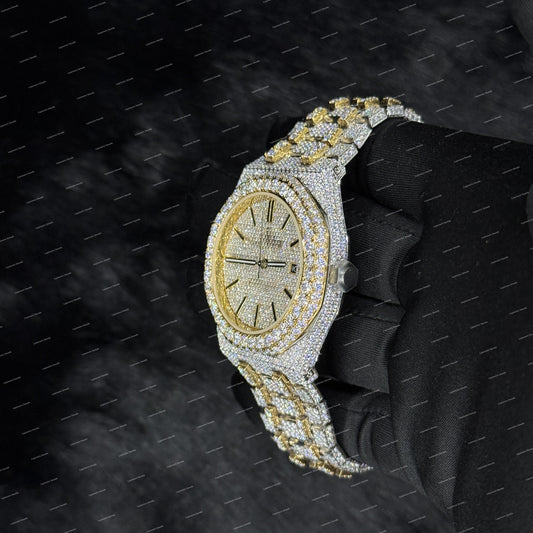 Top Selling Moissanite Diamond Analog Watch Mens Statement Timepiece